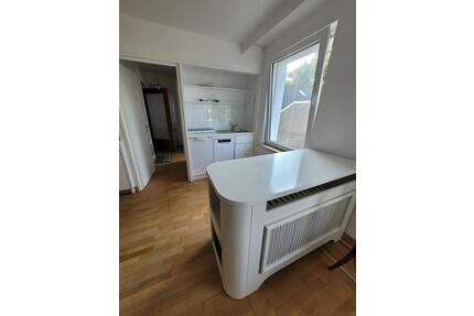 2,5 Zimmerwohnung, ruhig, 1. Etage Buchholz, ren. Altbau mit Hofb - Duisburg Angerhausen