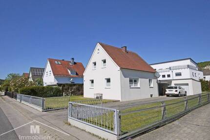 Modernisiertes Einfamilienhaus mit EBK und großer Garage in sonniger u. ruhiger Lage nahe der Altmühl - Beilngries