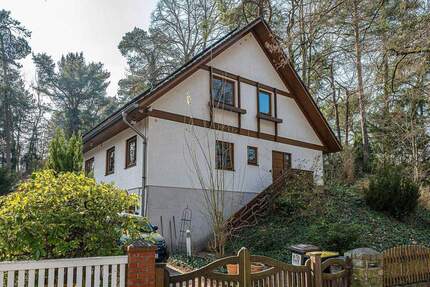 Großes Einfamilienhaus in Berlin-Frohnau - Einliegerwohnung möglich