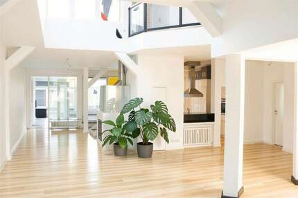Wohnung zum Mieten in Berlin 5.575,00 € 240 m²