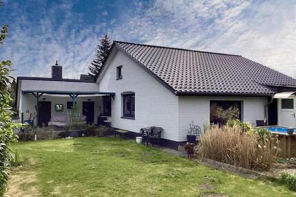 Bungalow in ruhiger Lage von Altenwalde – ideal für Paare oder kl - Cuxhaven Groden