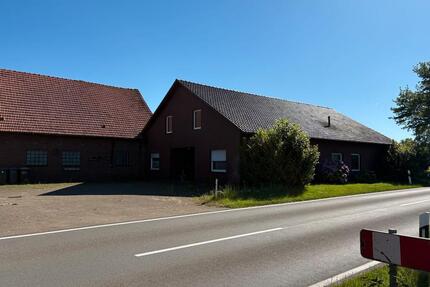 Resthof mit großem Grundstück und Nebengebäuden in Rahden