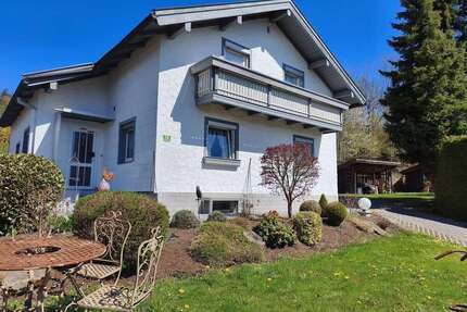 Haus zum Kaufen in Bodenmais 389.000,00 € 160 m²