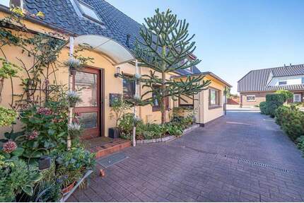 Tolle Immobilie in super Lage! Mieteinnahmen generieren und selber wohnen! - Stade