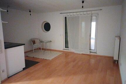 ab sofort 1-Zi-Whg., Balkon, etc. - Plochingen
