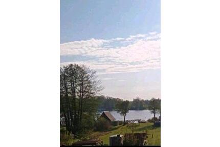 wunderschön gelegenes Hausensemble direkt am See mit Bootssteg - Mirow