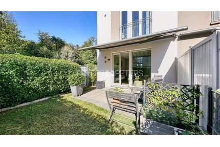 + Modernes Endreihenhaus in grüner Lage + - Hamburg Farmsen-Berne