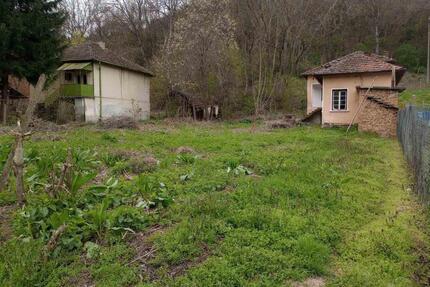 Haus in Bulgarien Galovo - 26.000,00&nbsp;EUR Kaufpreis, ca.&nbsp; 65,00&nbsp;m&sup2; in Weilheim (PLZ: 79809)