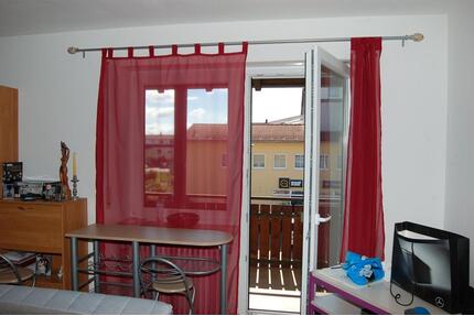 Gepflegtes, kleines Appartement mit Singleküche - Hallbergmoos