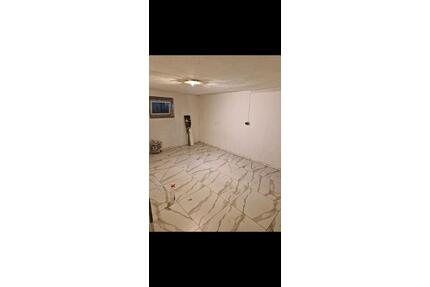 Lager zur miete - 300,00&nbsp;EUR Kaltmiete, ca.&nbsp; 85,00&nbsp;m&sup2; in Bremen (PLZ: 28309) Hemelingen