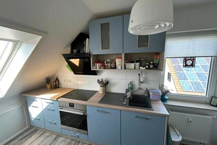 Helle 2.5 ZKB DG-Wohnung in Vollmarshausen 80m2 incl. Küche - Lohfelden