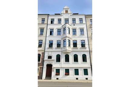 Haus zum Kaufen in Zwickau 120.000,00 € 571.24 m²