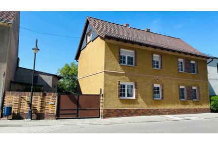 Charmantes 1–2-Familienhaus mit großem Grundstück, Nebengebäuden - Bad Liebenwerda