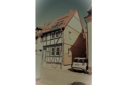 Fachwerkhaus in Schlüchtern - 950,00&nbsp;EUR Kaltmiete, ca.&nbsp; 100,00&nbsp;m&sup2; in Schlüchtern (PLZ: 36381)