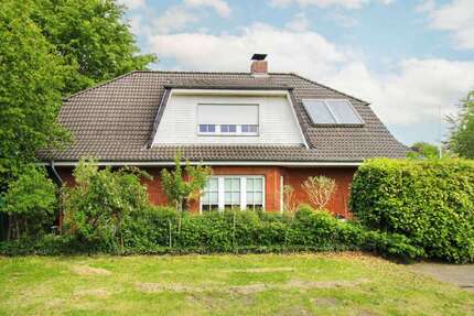 Haus zum Kaufen in Harrislee 610.000,00 € 194.63 m²