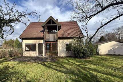 Freistehendes Einfamilienhaus mit Potenzial in Top-Lage von Gerlingen