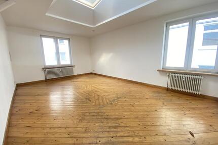 Nähe Uni - Altbau pur - 1.150,00&nbsp;EUR Kaltmiete, ca.&nbsp; 103,00&nbsp;m&sup2; in Bielefeld (PLZ: 33615) Schildesche