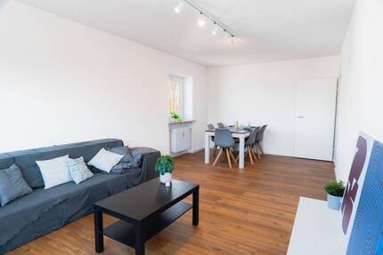 Frisch sanierte 3-ZKB DG-Wohnung mit West- Balkon, Bergblick & Stellplatz - provisionsfrei - Grassau