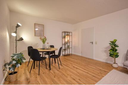 Helle 2-Zimmer-Wohnung mit Garage zu vermieten - Bonn Lannesdorf