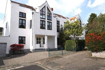 4 ZK2B2B Maisonette-ETW mit großem Speicher - fast wie ein Haus - Mainz Hechtsheim
