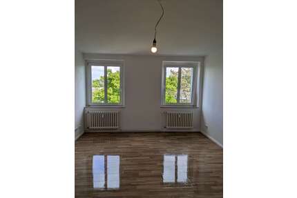 Wohnung zum Mieten in Berlin 662,19 € 40.39 m²
