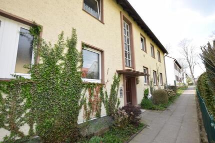 Hier erwartet Sie eine frisch renovierte 2-Zimmerwohnung - Bad Salzuflen