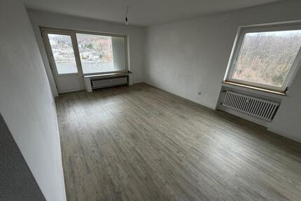 ***WBS notwendig!*** Helle 3-Zimmer-Wohnung im 8. Stock in Iserlohn