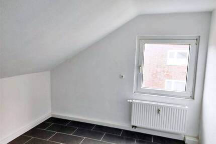 ***Schöne Dachgeschosswohnung sucht nette Mieter*** - Gladbeck Rosenhügel