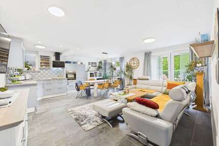 Wohnung zum Mieten in Neubrunn 820,00 € 72.09 m²