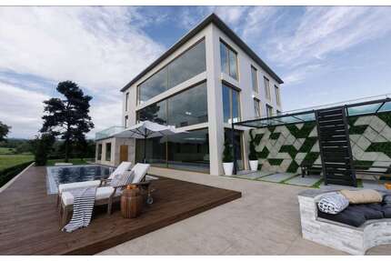 Haus zum Kaufen in Oberelchingen 2.850.000,00 € 763 m²