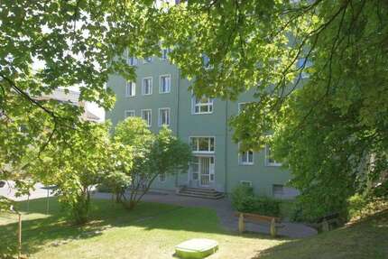 Wohnung zum Mieten in Plauen 318,00 € 66.73 m²