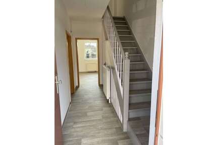 Haus zum Mieten in Schwarzheide 775,74 € 73.88 m²