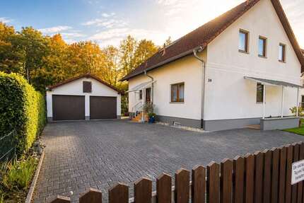 Haus zum Kaufen in Neuenburg am Rhein 590.000,00 € 183 m²