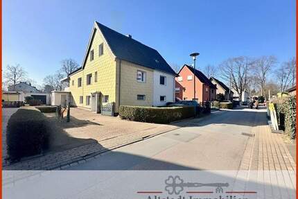 Eine Doppelhaushälfte, die Generationen Raum gibt- in Duisburg Vierlinden