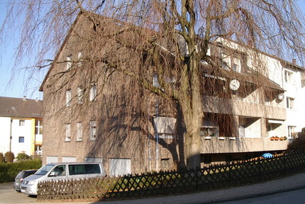 8 Familien Wohnhaus - 8 ETWs - in Burscheid Hilgen von Privat