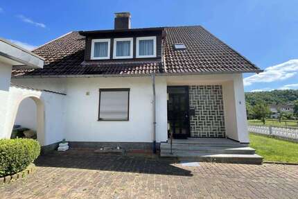 Haus zum Kaufen in Bad Lauterberg 200.000,00 € 149 m²