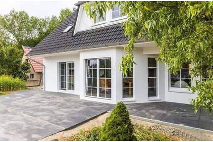 Exquisites Traumhaus auf Usedom mit Blick auf das Achterwasser und hochwertiger Ausstattung - Neppermin