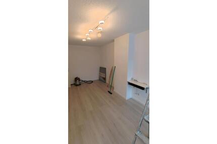 Einzugsfertige Maisonette-Wohnung, Frisch renoviert, - Braunschweig Lehndorf-Watenbüttel