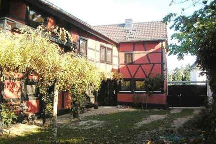 Liebhaberobjekt: außergewöhnliches schönes Fachwerkhaus mit Scheune - Bad Münstereifel Arloff