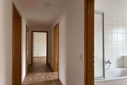 Wohnung zum Mieten in Leuna 478,00 € 69 m²