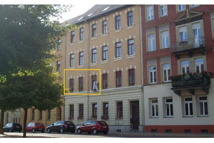 Großzügige Zweiraumwohnung, zentrumsnah in Altenburg mit Balkon