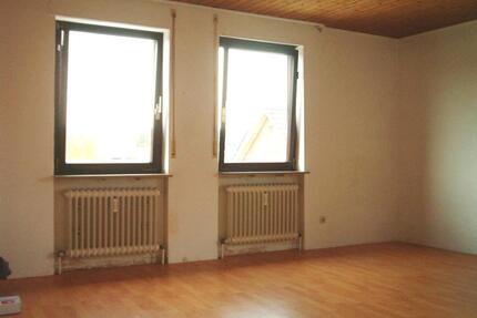 Ludwigsburg City: 1 Zimmer-Appartement DG-mitte