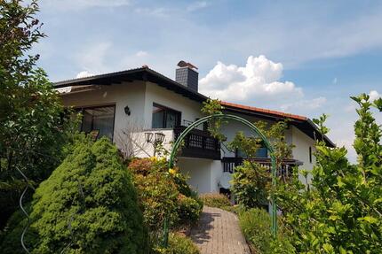 Exklusives Haus mit Einliegerwohnung & zusätzlichem Baugrundstück - Fürth