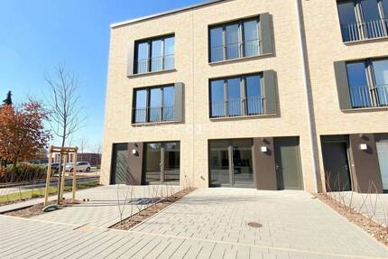 + Naturnah und Modern - Reihenhaus mit guter Anbindung + - Hamburg Neugraben-Fischbek