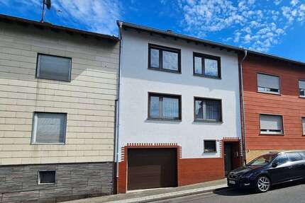 Haus zum Kaufen in Queidersbach 125.000,00 € 104 m²