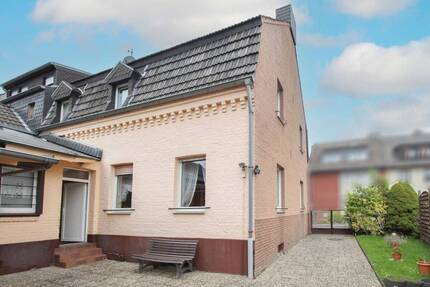 Charmantes Einfamilienhaus mit Potenzial und Erweiterungsoption in ruhiger Lage von Willich-Anrath