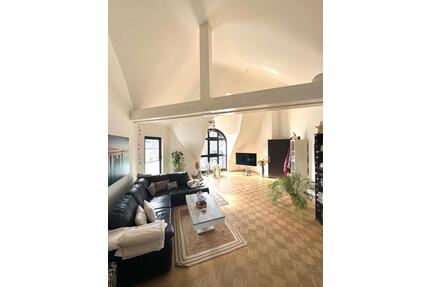 Keine Wohnung von der Stange – mit Balkon & TG-Stellplatz - Wiesbaden Biebrich