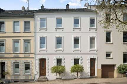 Haus zum Kaufen in Essen 1.690.000,00 € 329 m²