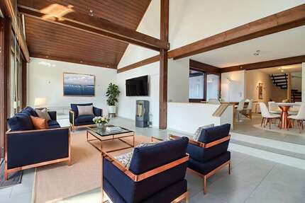 Haus zum Kaufen in Stephanskirchen 799.000,00 € 160 m²