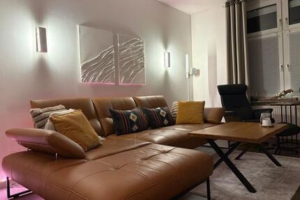 Stilvolle 4-Zimmer-Wohnung mit Designküche, Kamin & Loggia - Wuppertal Gemarkung Langerfeld